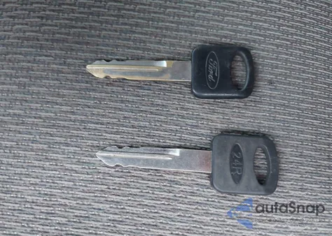 2003 Ford F-250 Lariat/Xl/Xlt from USA, damaged, VIN 1FTNW21P33EC78703